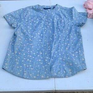 5/$25 Denim w delicate flowers